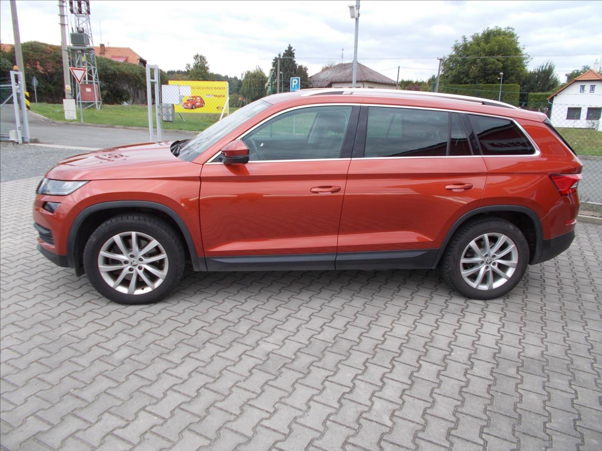 Škoda Kodiaq 2,0 TDI ČR 1.MAJITEL 7 MÍST DPH 140 KW - foto 5
