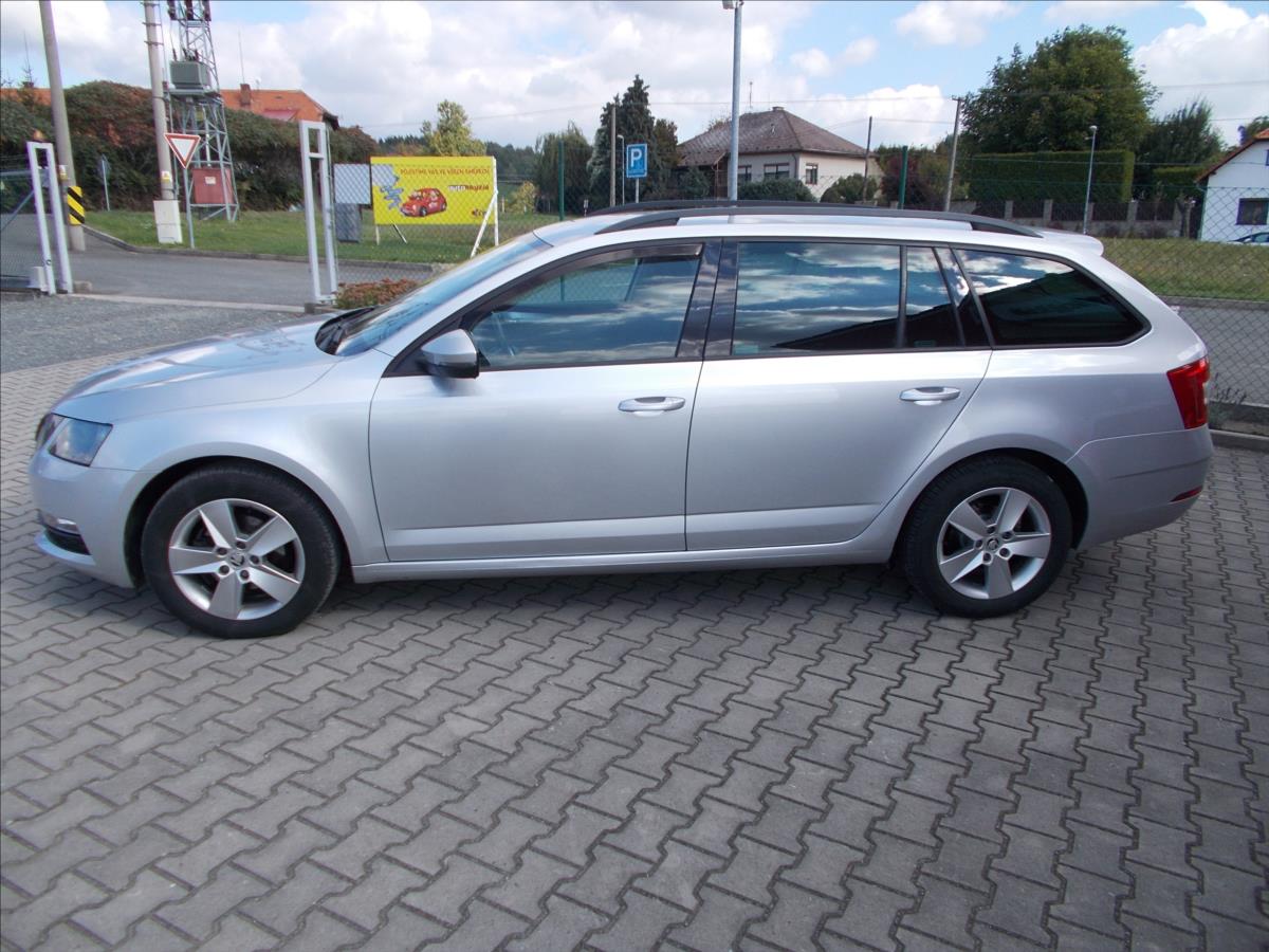 Škoda Octavia 1,6 TDI ČR 1.MAJITEL DIGIKLIMA NOVÁ STK  III - foto 4