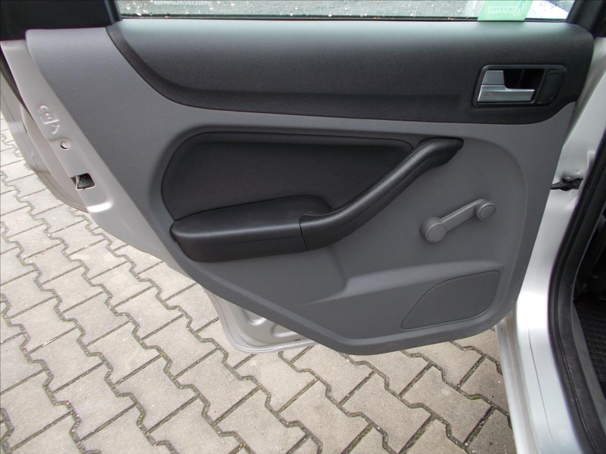 Ford Focus 1,6 16V ČR TZ PĚKNÉ - foto 16