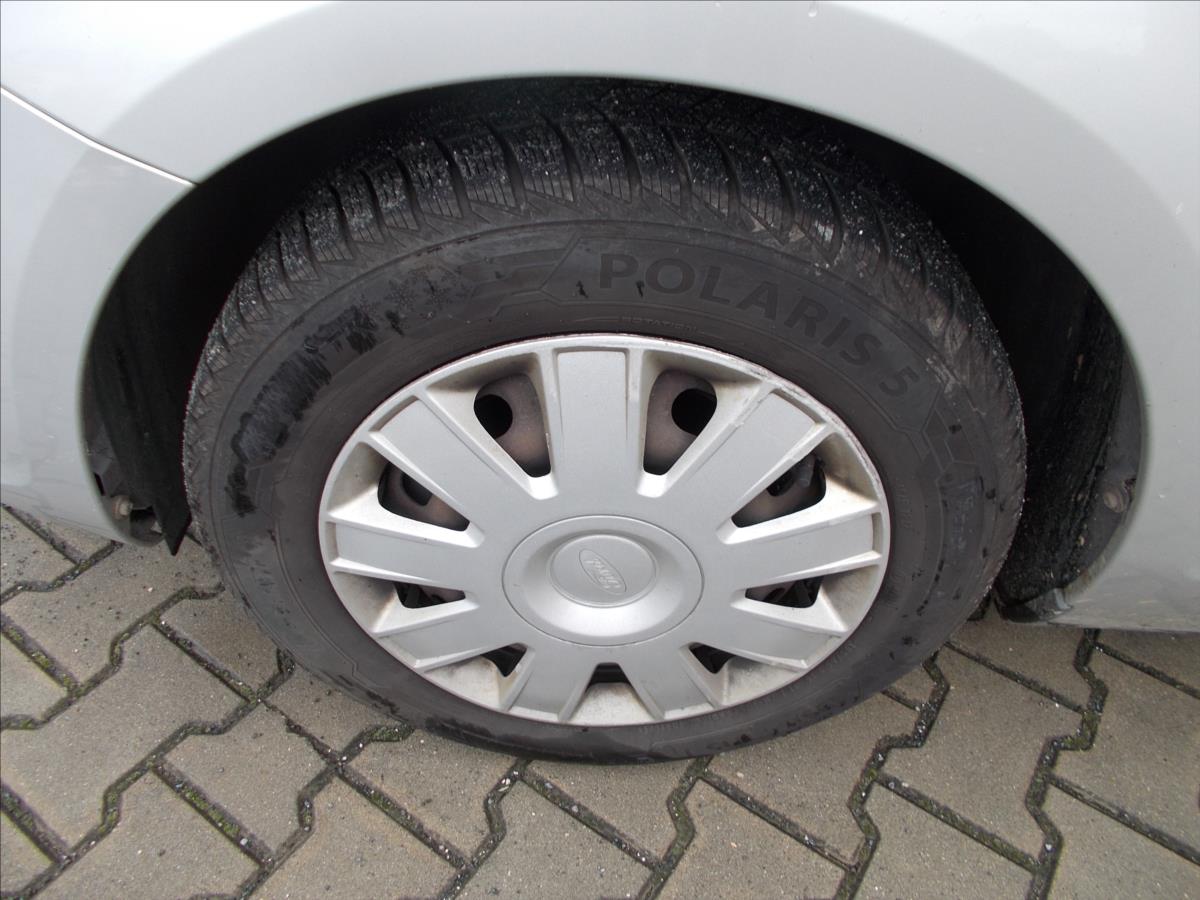 Ford Focus 1,6 16V ČR TZ PĚKNÉ - foto 5