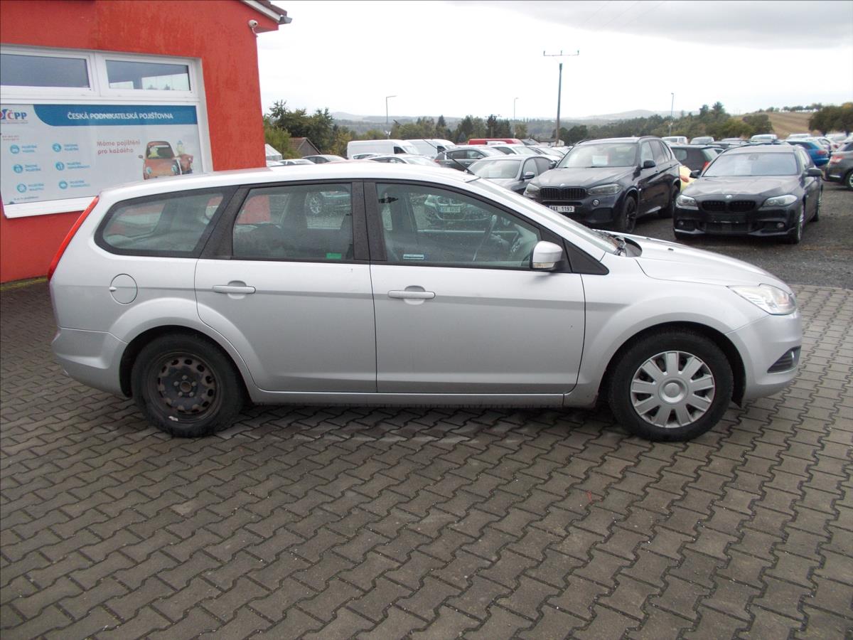 Ford Focus 1,6 16V ČR TZ PĚKNÉ - foto 7