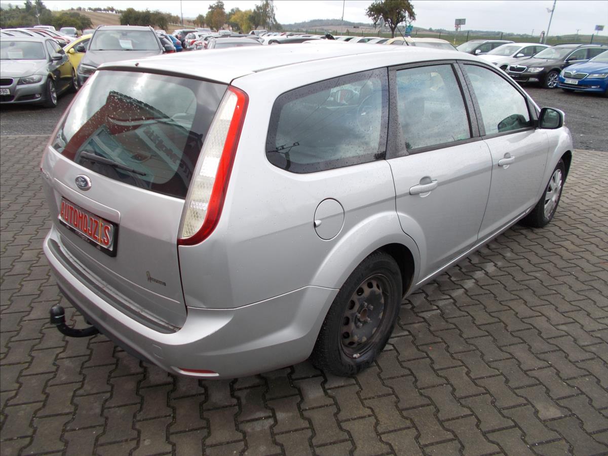 Ford Focus 1,6 16V ČR TZ PĚKNÉ - foto 9