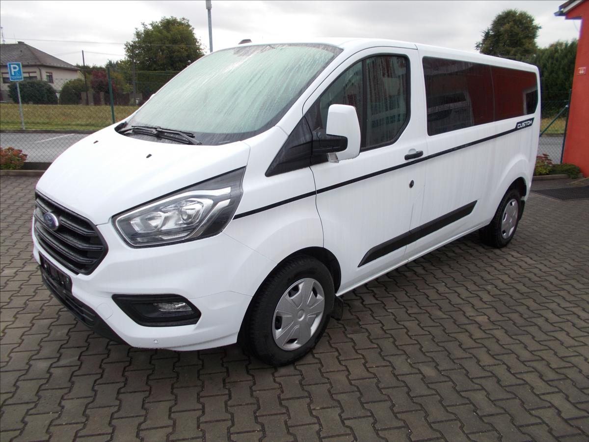 Ford Transit Custom 2,0 TDCI Blue HYBRID DPH L2 9 MÍST 128177 KM - foto 3