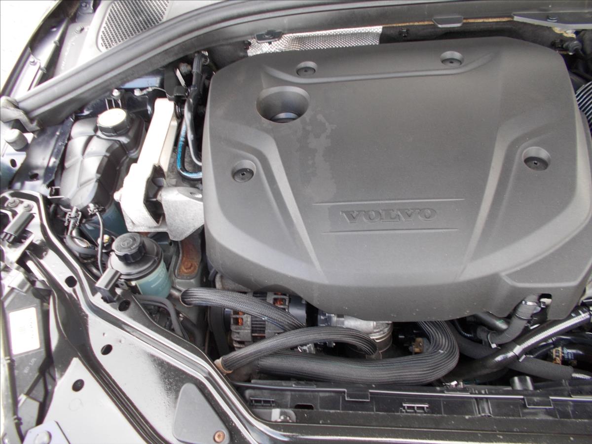 Volvo XC60 2,0 D3 DIGIKLIMA NOVÉ ROZVODY PĚKNÉ - foto 27