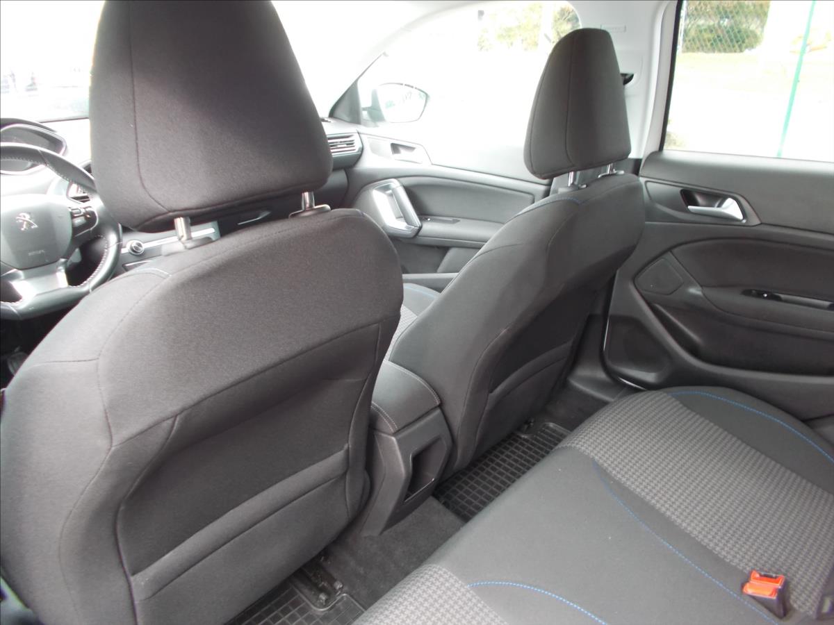 Peugeot 308 1,2 PT STYLE  81 kW NOVÁ STK PĚKNÉ - foto 15