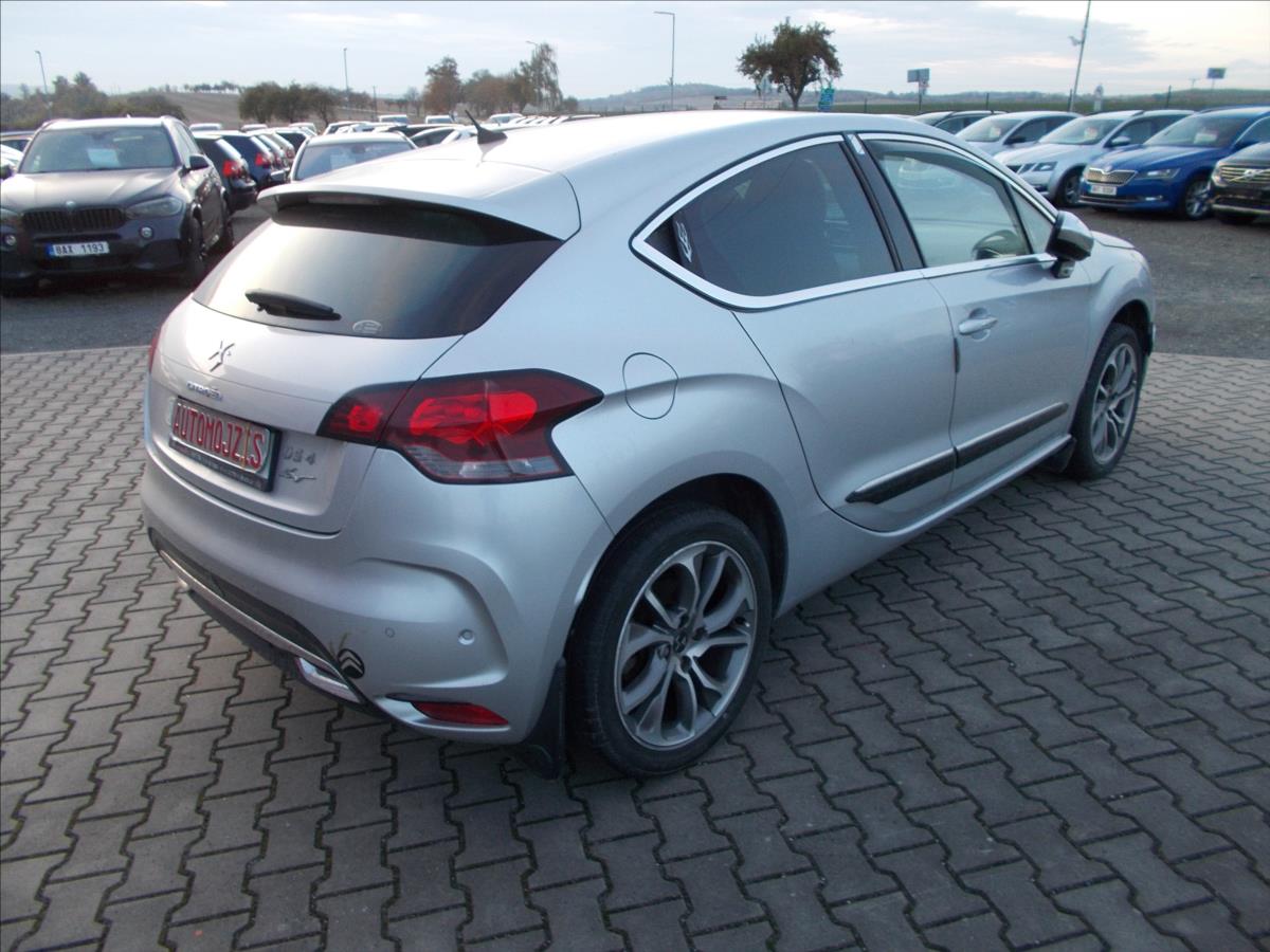 Citroën DS4 1,6 16V AUT 1.MAJITEL NOVÁ STK DIGIKLIMA - foto 9