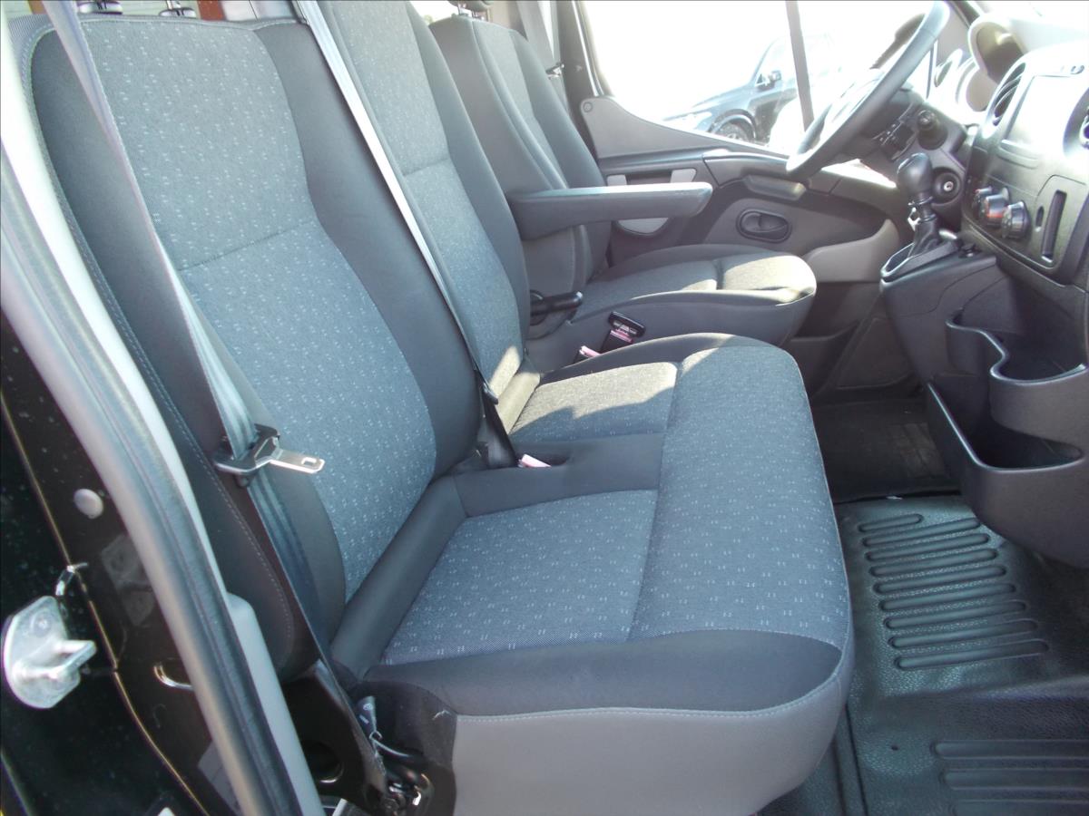 Opel Movano 2,3 BiTURBO DPH 9 MÍST KLIMA NAVI KAMERA TZ - foto 22