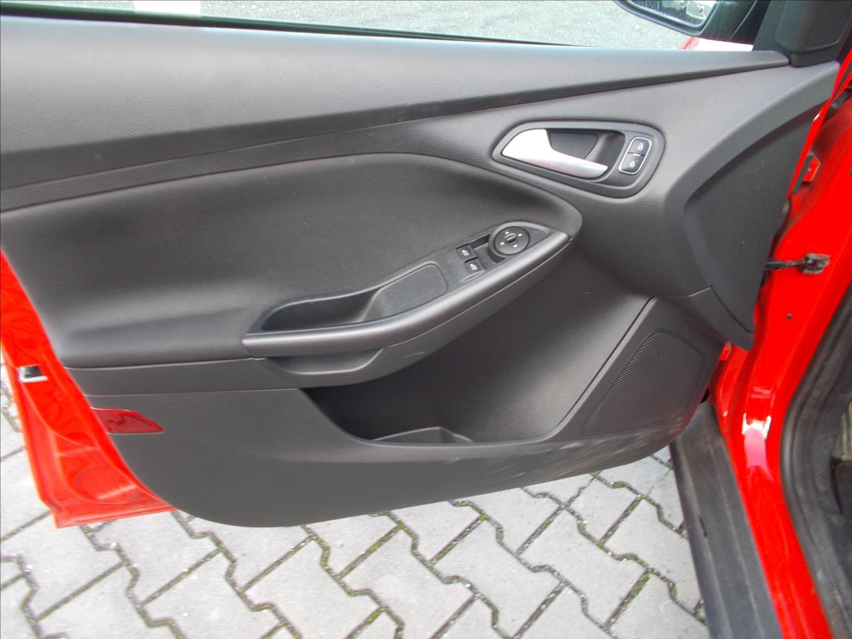 Ford Focus 1,0 EB ČR 2.majitel od R.2020 TZ KLIMA - foto 27