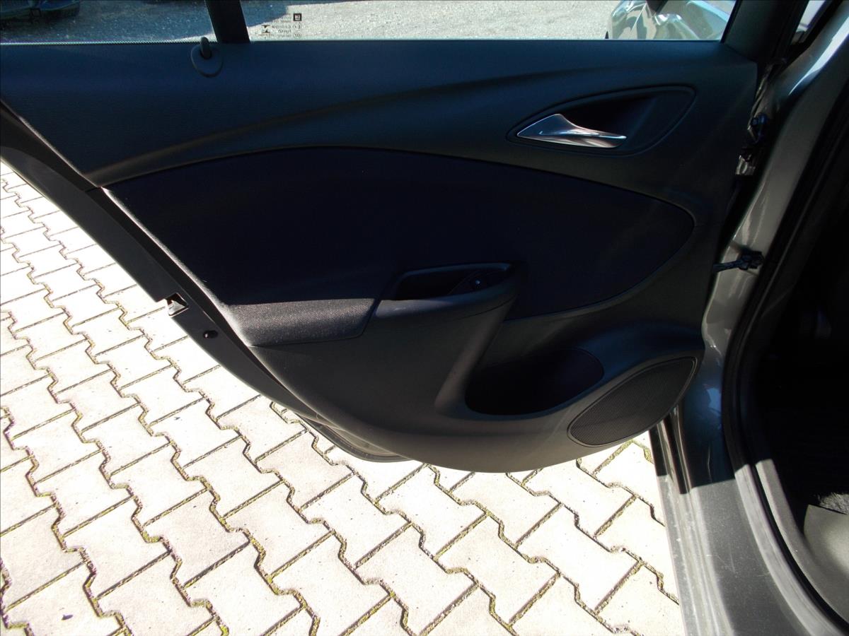 Opel Astra 1,6 CDTi 81 kW DIGIKLIMA  J - foto 18