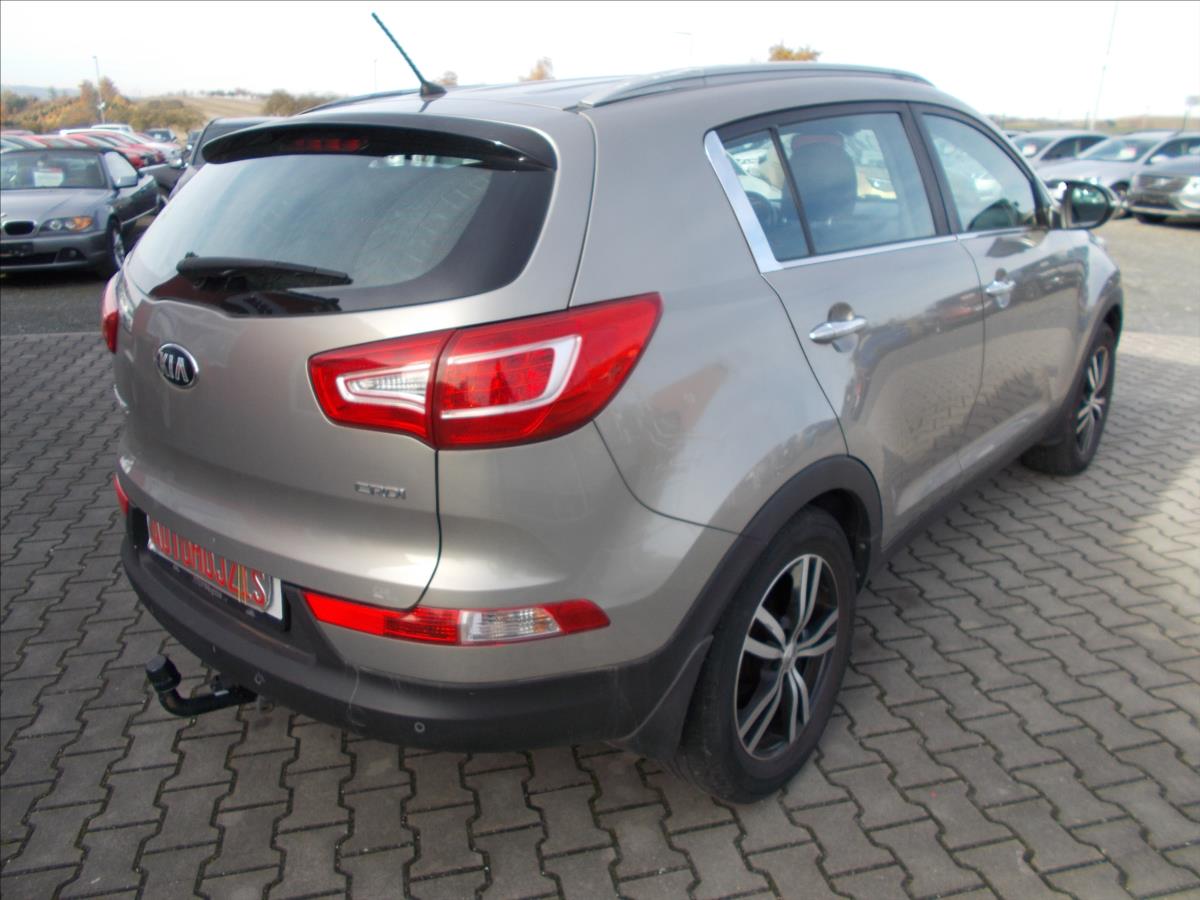 Kia Sportage 1,7 CRDi ČR DIGIKLIMA TZ - foto 10