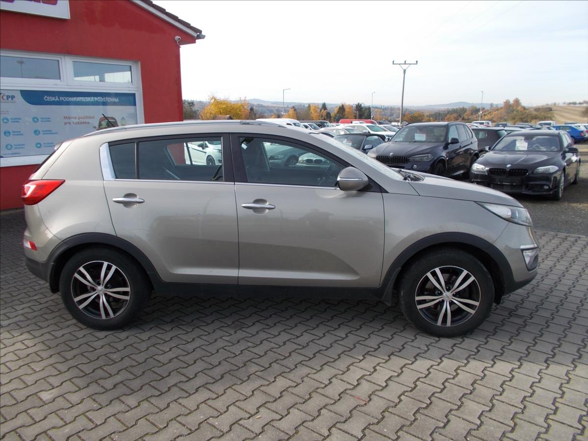 Kia Sportage 1,7 CRDi ČR DIGIKLIMA TZ - foto 8
