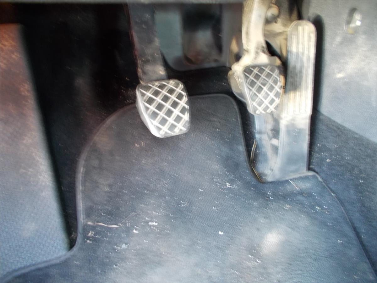 Volkswagen Golf 1,4 TSI DIGIKLIMA TEMPOMAT NOVÁ STK  VI - foto 28