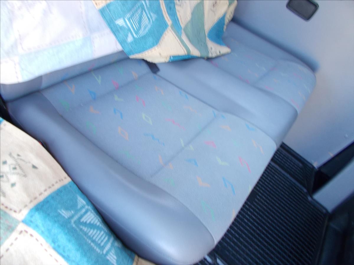 Volkswagen Transporter 1,9 TDI 9 MÍST WEBASTO KLIMA OK TZ NOVÁ STK  T5 - foto 17