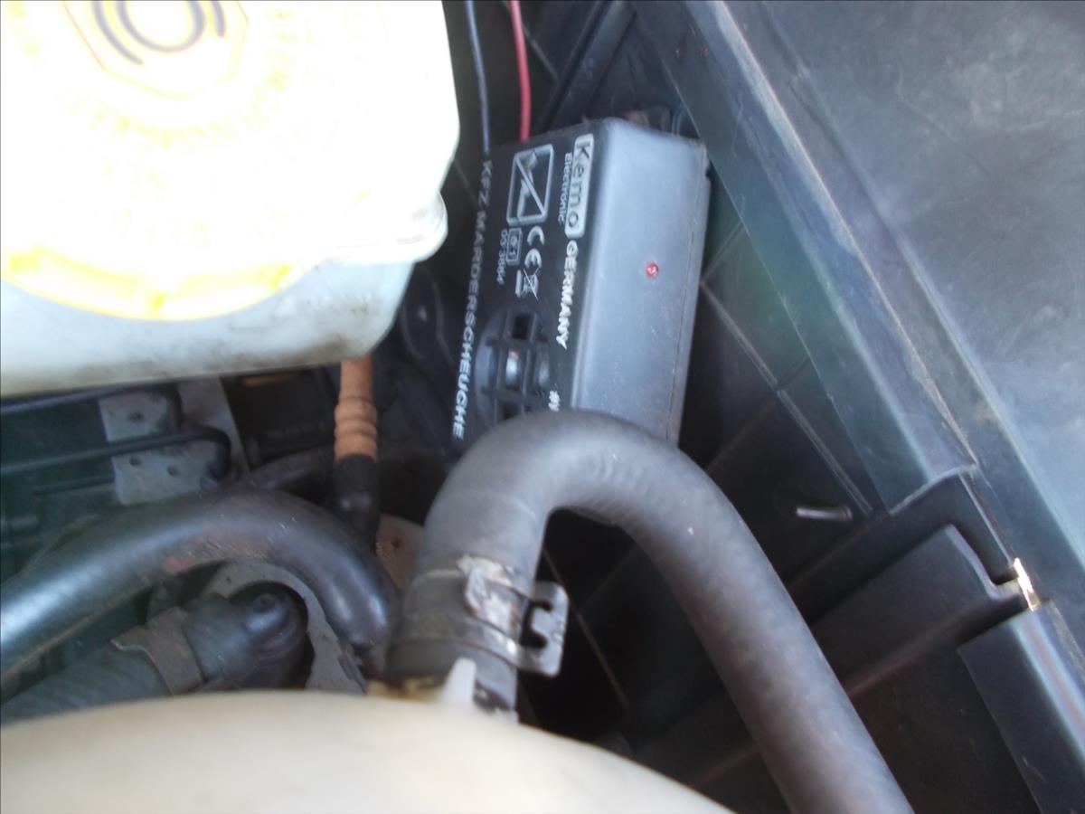 Volkswagen Transporter 1,9 TDI 9 MÍST WEBASTO KLIMA OK TZ NOVÁ STK  T5 - foto 34