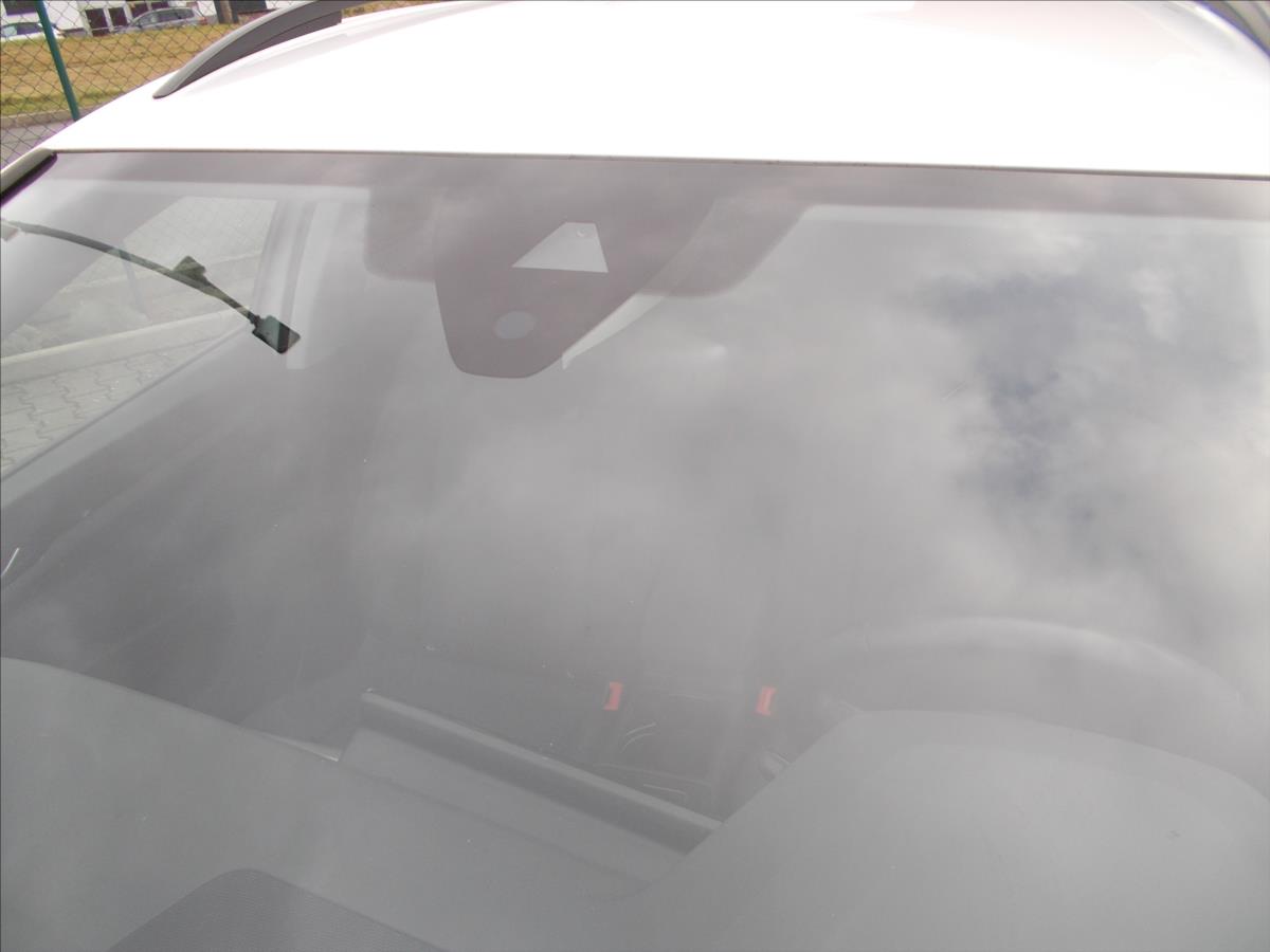 Volkswagen Golf 1,5 TSI LED ACC NAVI NOVÉ STK  VIII - foto 7