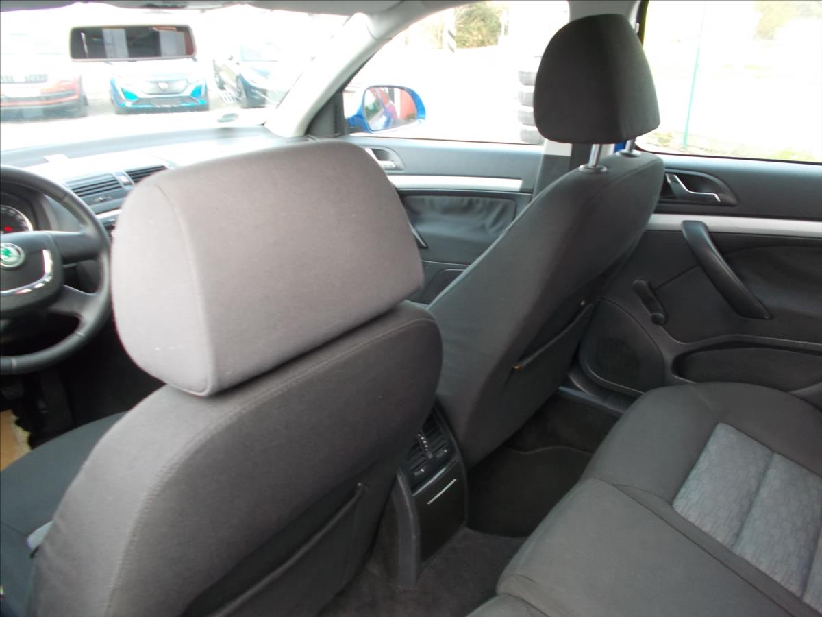 Škoda Octavia 1,6 16V AMB 1.MAJITEL KLIMA NOVÁ STK PĚKNÉ  II - foto 15