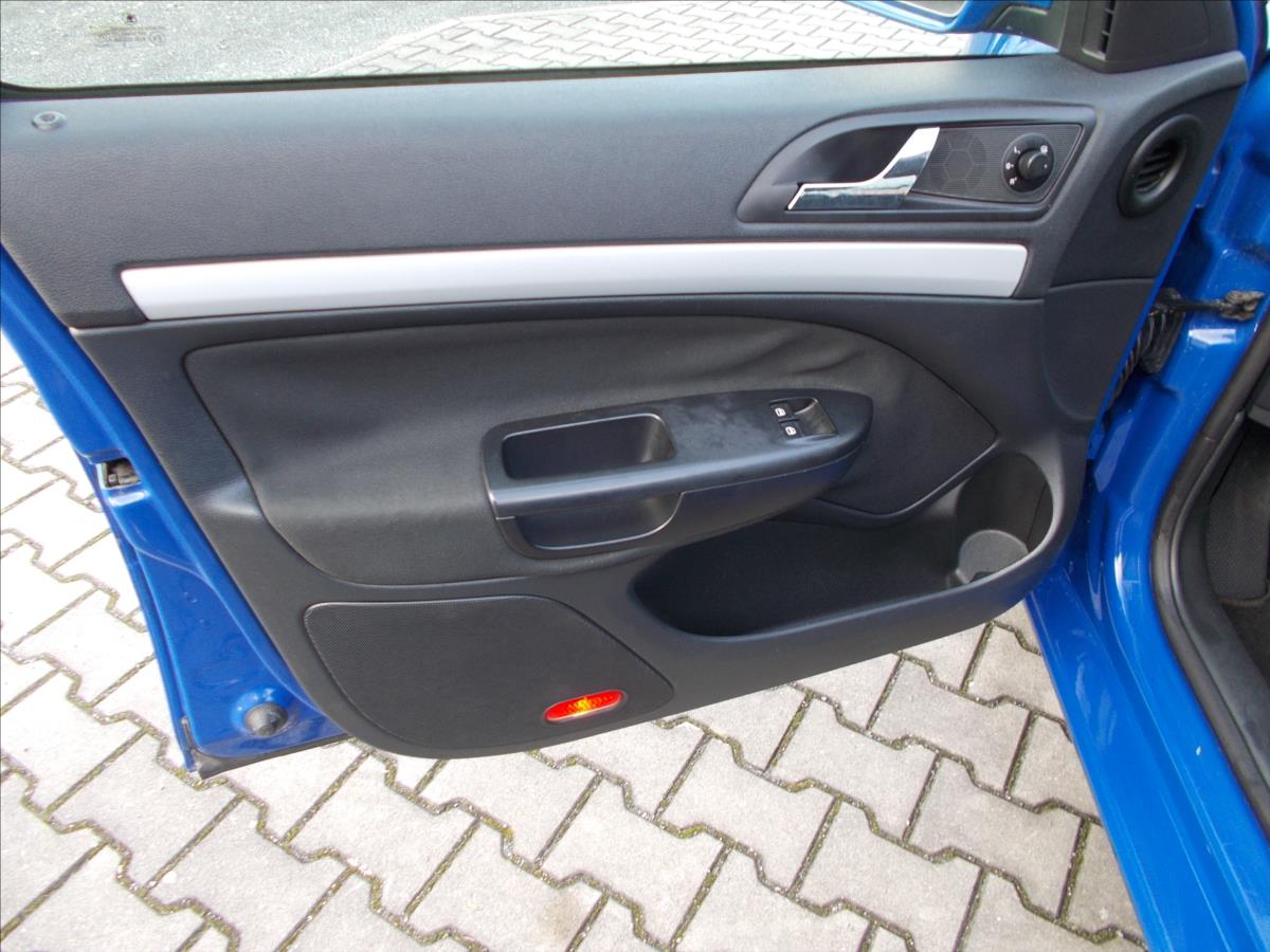 Škoda Octavia 1,6 16V AMB 1.MAJITEL KLIMA NOVÁ STK PĚKNÉ  II - foto 25