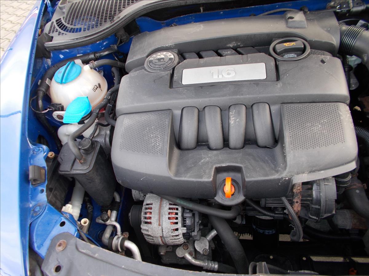 Škoda Octavia 1,6 16V AMB 1.MAJITEL KLIMA NOVÁ STK PĚKNÉ  II - foto 27