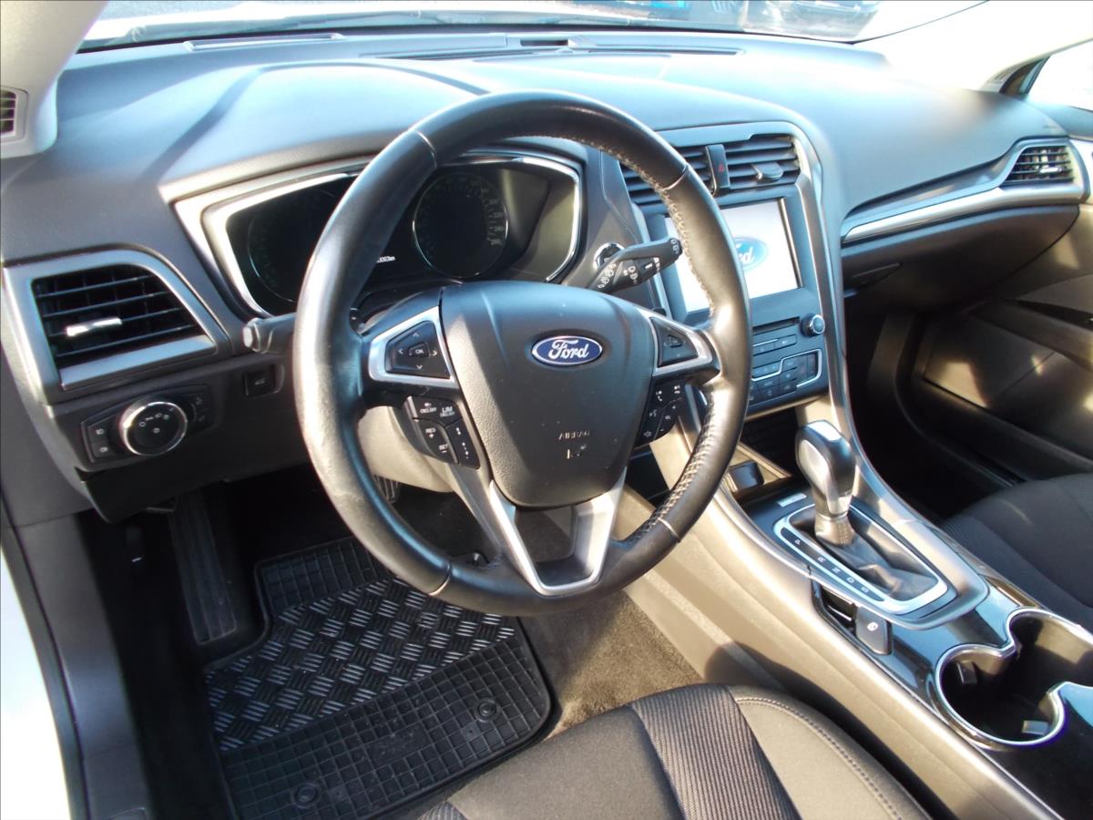 Ford Mondeo 2,0 TDCi AT 132 kW WEBASTO ACC MATRIX - foto 22