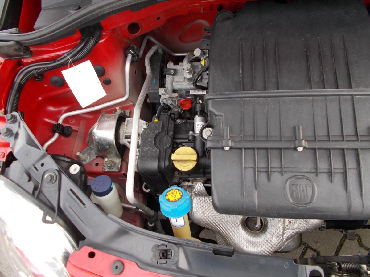 Fiat 500 1,2 i LOUNGE KLIMA PANORAMA NOVÁ STK - foto 22