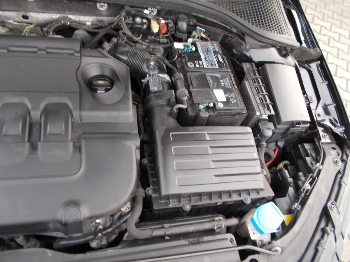 Škoda Octavia 1,6 TDI DIGIKLIMA NAVI TZ LED  III - foto 28