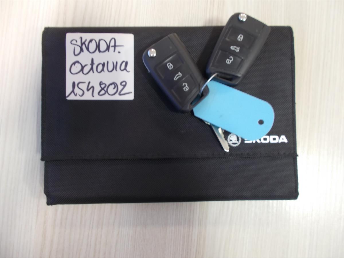 Škoda Octavia 1,6 TDI DIGIKLIMA NAVI TZ LED  III - foto 31