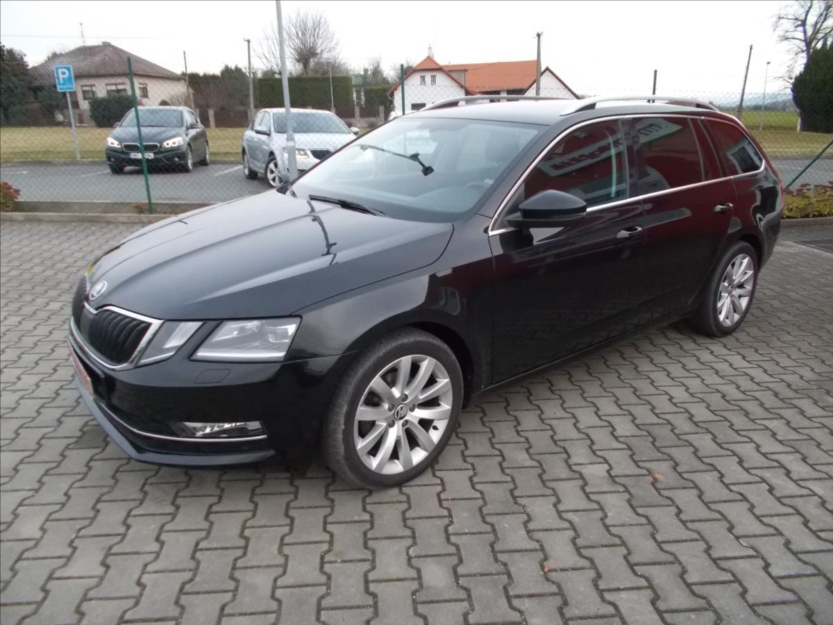 Škoda Octavia 1,6 TDI DIGIKLIMA NAVI TZ LED  III - foto 4