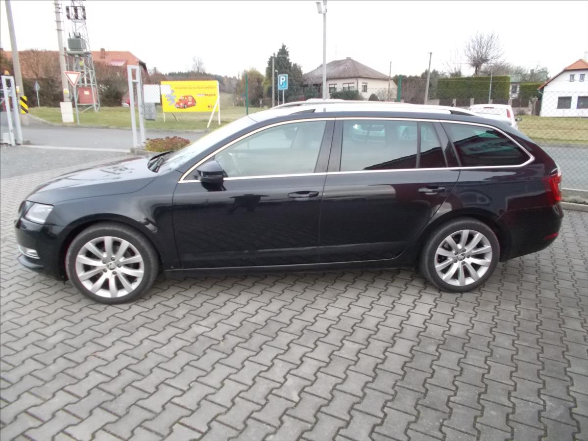 Škoda Octavia 1,6 TDI DIGIKLIMA NAVI TZ LED  III - foto 5