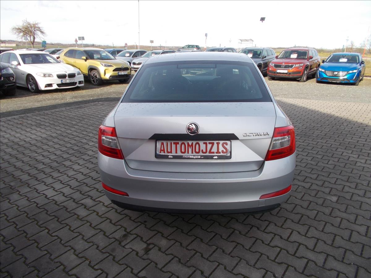 Škoda Octavia 1,6 TDI DIGIKLIMA NOVÁ STK  III - foto 10