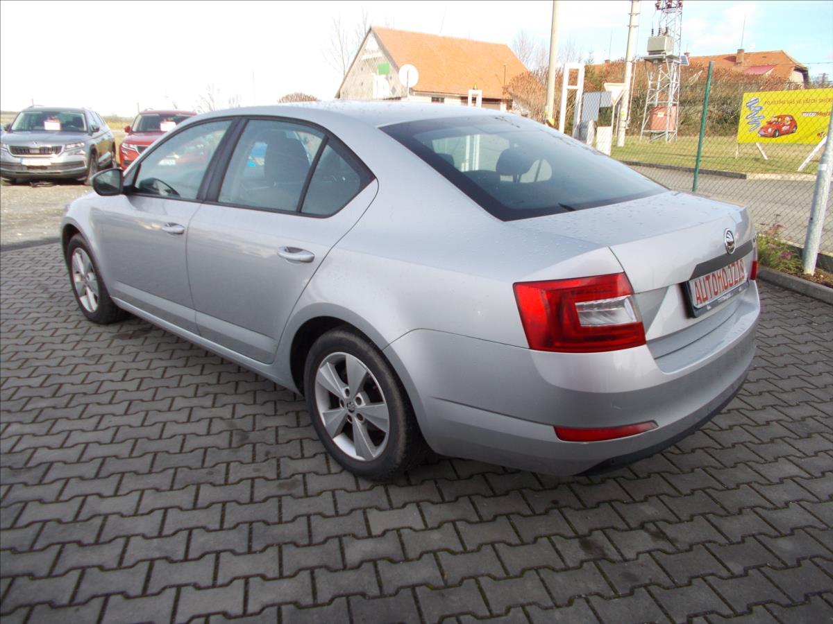 Škoda Octavia 1,6 TDI DIGIKLIMA NOVÁ STK  III - foto 13