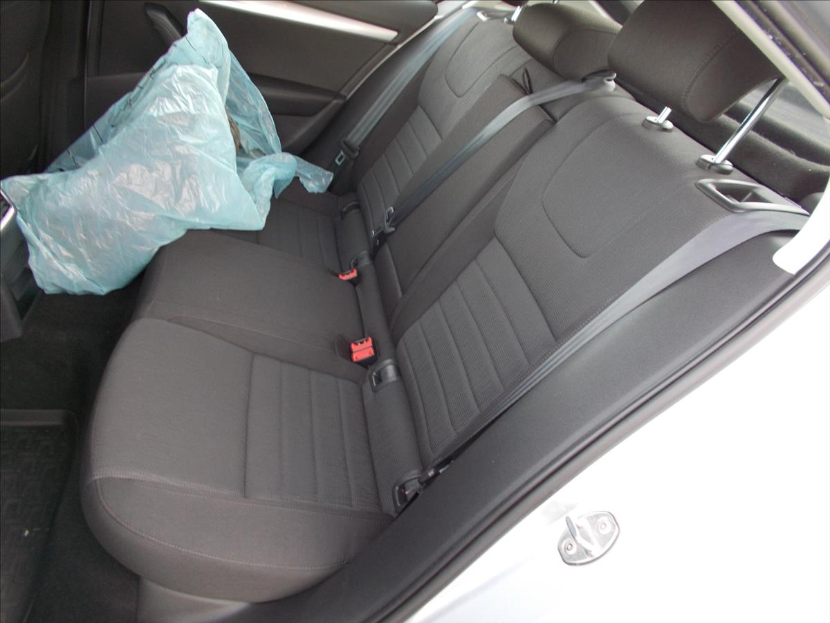 Škoda Octavia 1,6 TDI DIGIKLIMA NOVÁ STK  III - foto 17