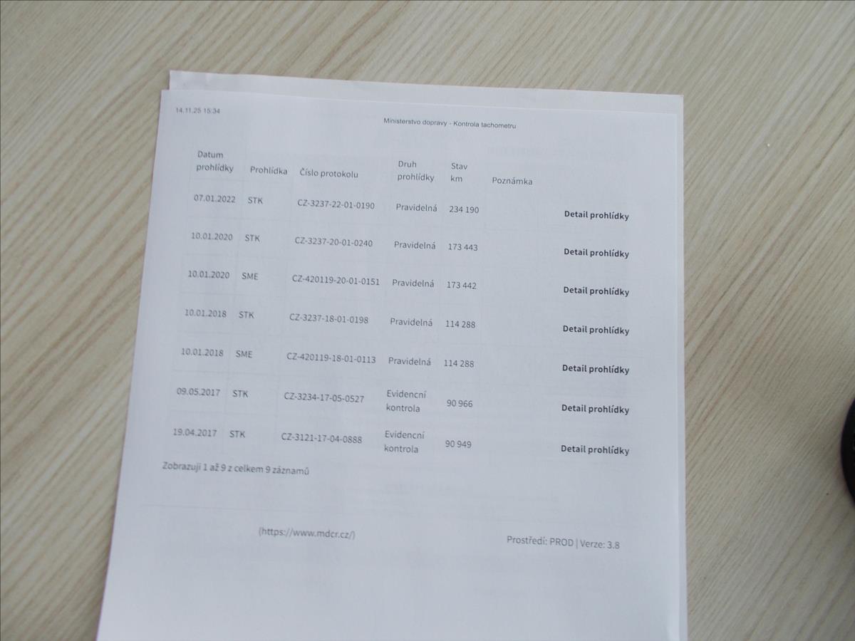 Škoda Octavia 1,6 TDI DIGIKLIMA NOVÁ STK  III - foto 32