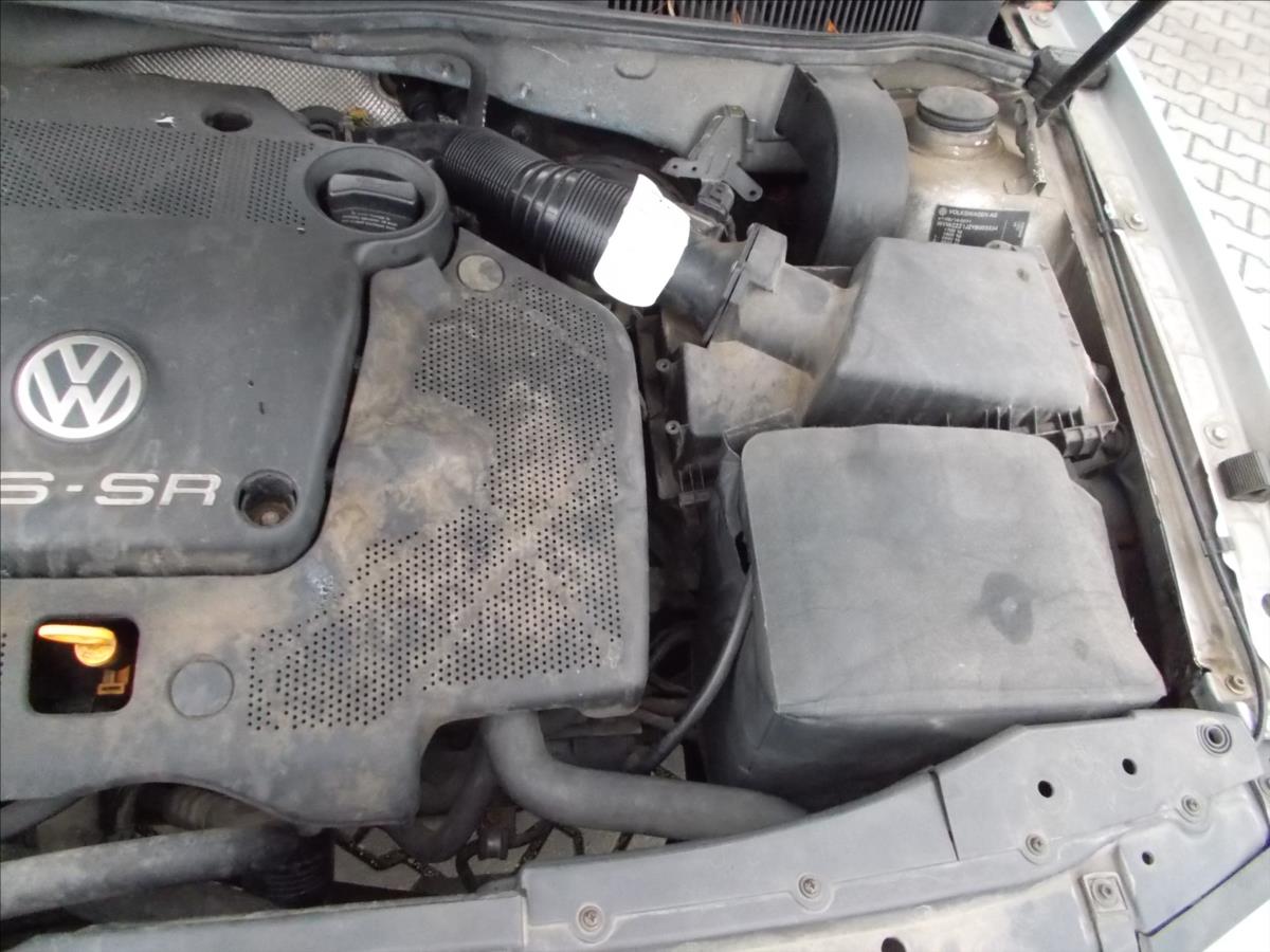 Volkswagen Golf 1,6 16V KLIMA STK 11/2026  IV - foto 27