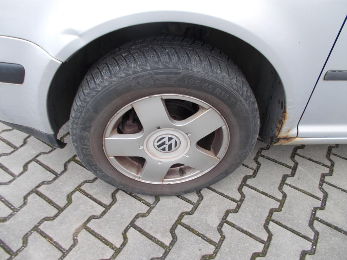 Volkswagen Golf 1,6 16V KLIMA STK 11/2026  IV - foto 6