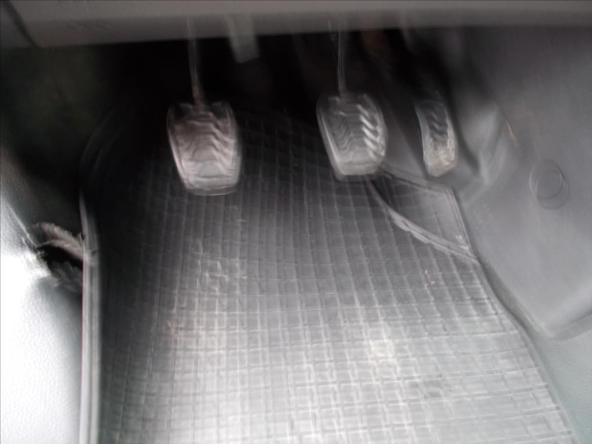 Ford Transit Custom 2,0 TDCi L2H1KLIMA NOVÁ STK - foto 32