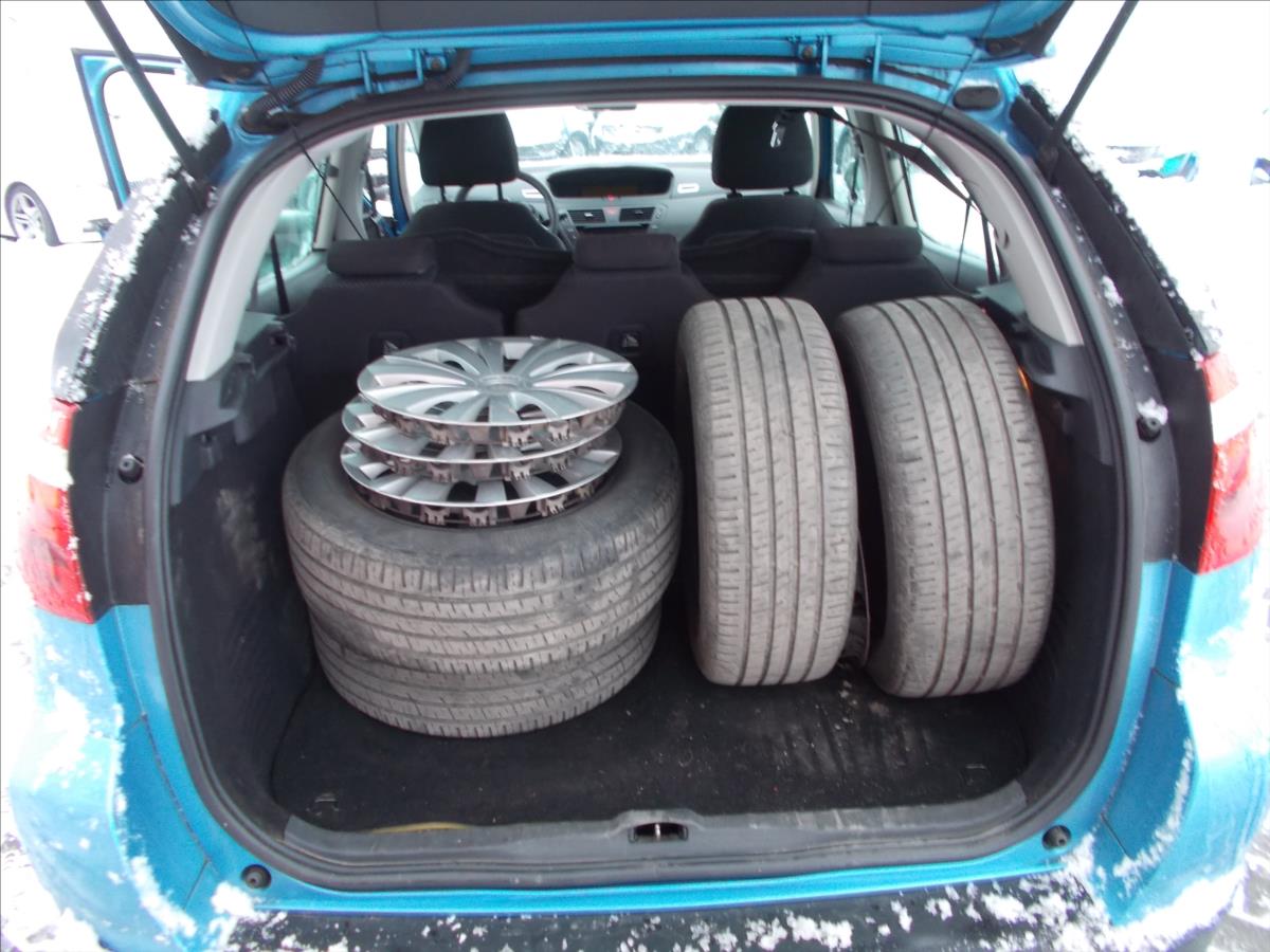 Citroën C4 Picasso 1,6 16V KLIMA TZ 130900 KM - foto 12