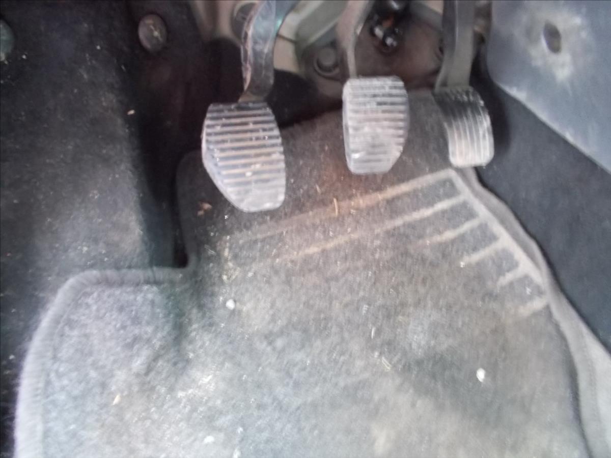 Citroën C4 Picasso 1,6 16V KLIMA TZ 130900 KM - foto 25