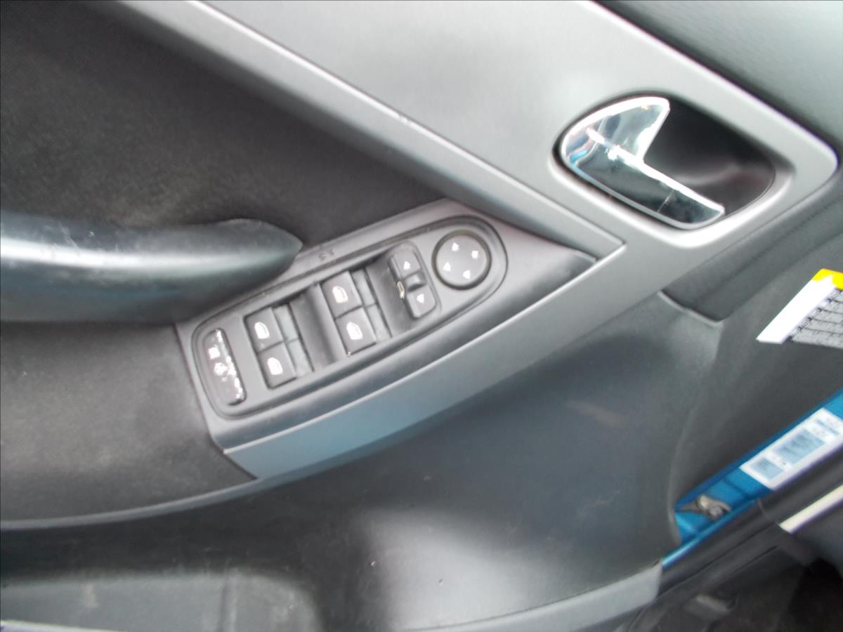 Citroën C4 Picasso 1,6 16V KLIMA TZ 130900 KM - foto 27