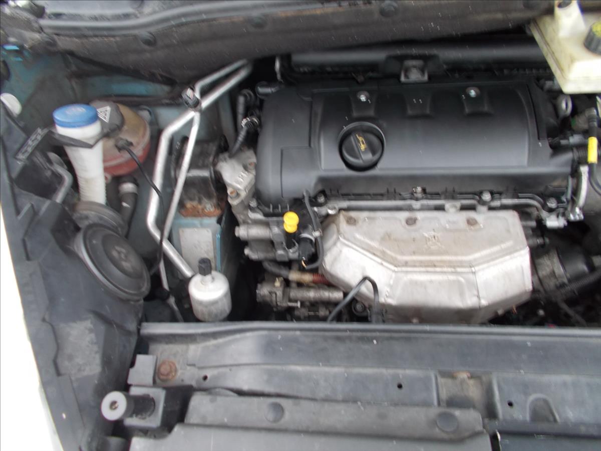 Citroën C4 Picasso 1,6 16V KLIMA TZ 130900 KM - foto 28