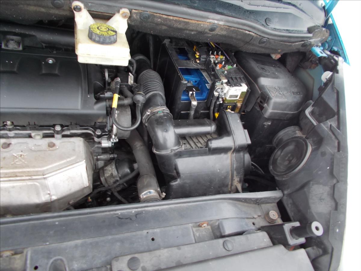 Citroën C4 Picasso 1,6 16V KLIMA TZ 130900 KM - foto 29