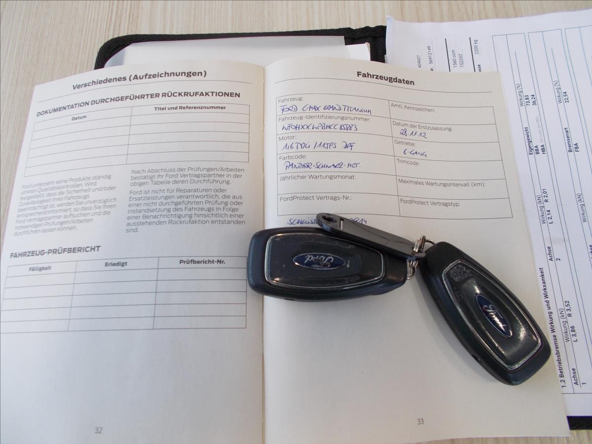 Ford Grand C-MAX 1,6 TDCI XENONY HLÍDÁNÍ JÍZDNÍCH PRUHŮ - foto 30