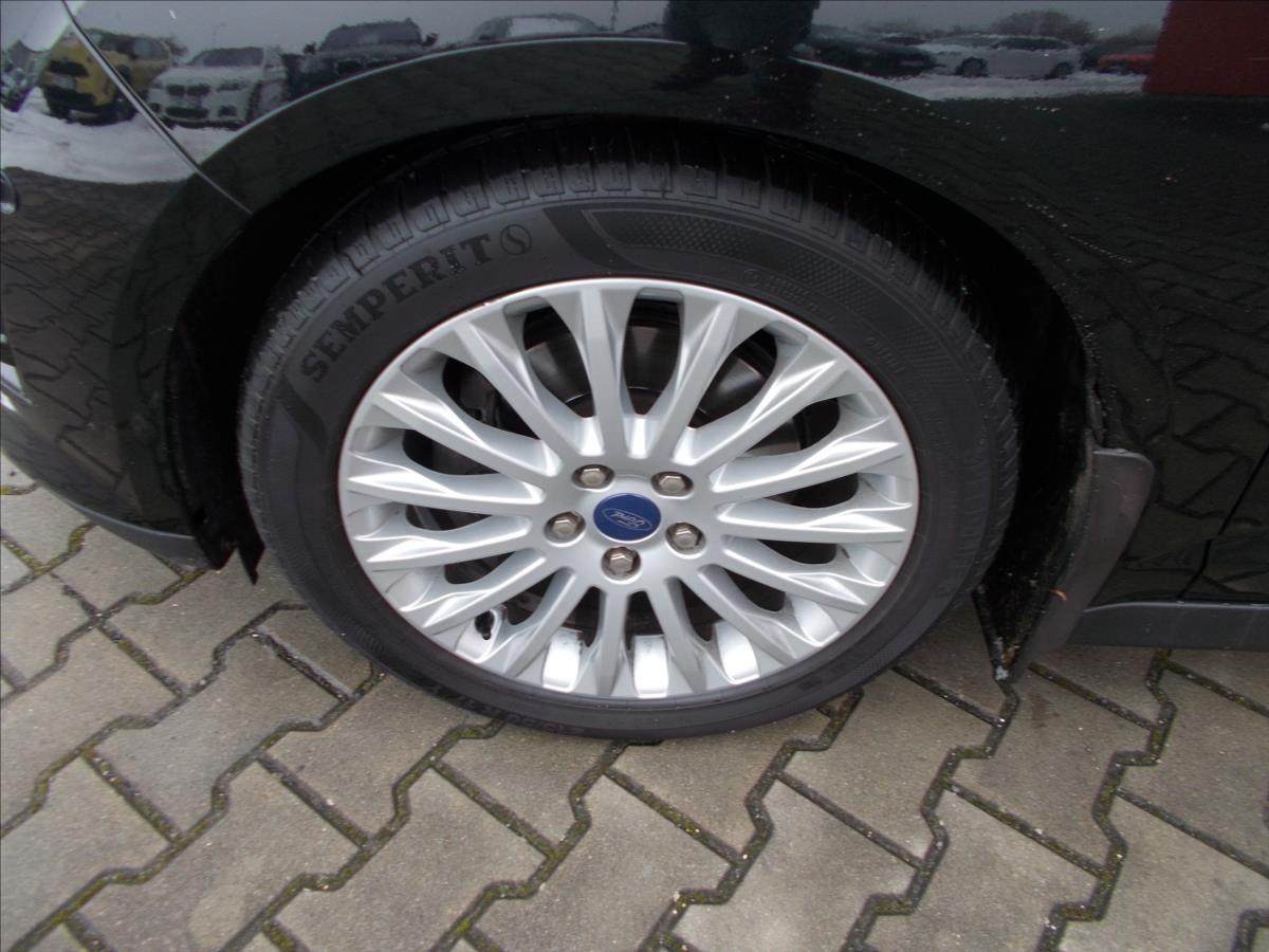 Ford Grand C-MAX 1,6 TDCI XENONY HLÍDÁNÍ JÍZDNÍCH PRUHŮ - foto 6