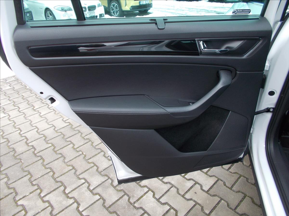 Škoda Kodiaq 2,0 TDI  ČR DPH 1.MAJITEL L & K ZÁRUKA WEBASTO - foto 19