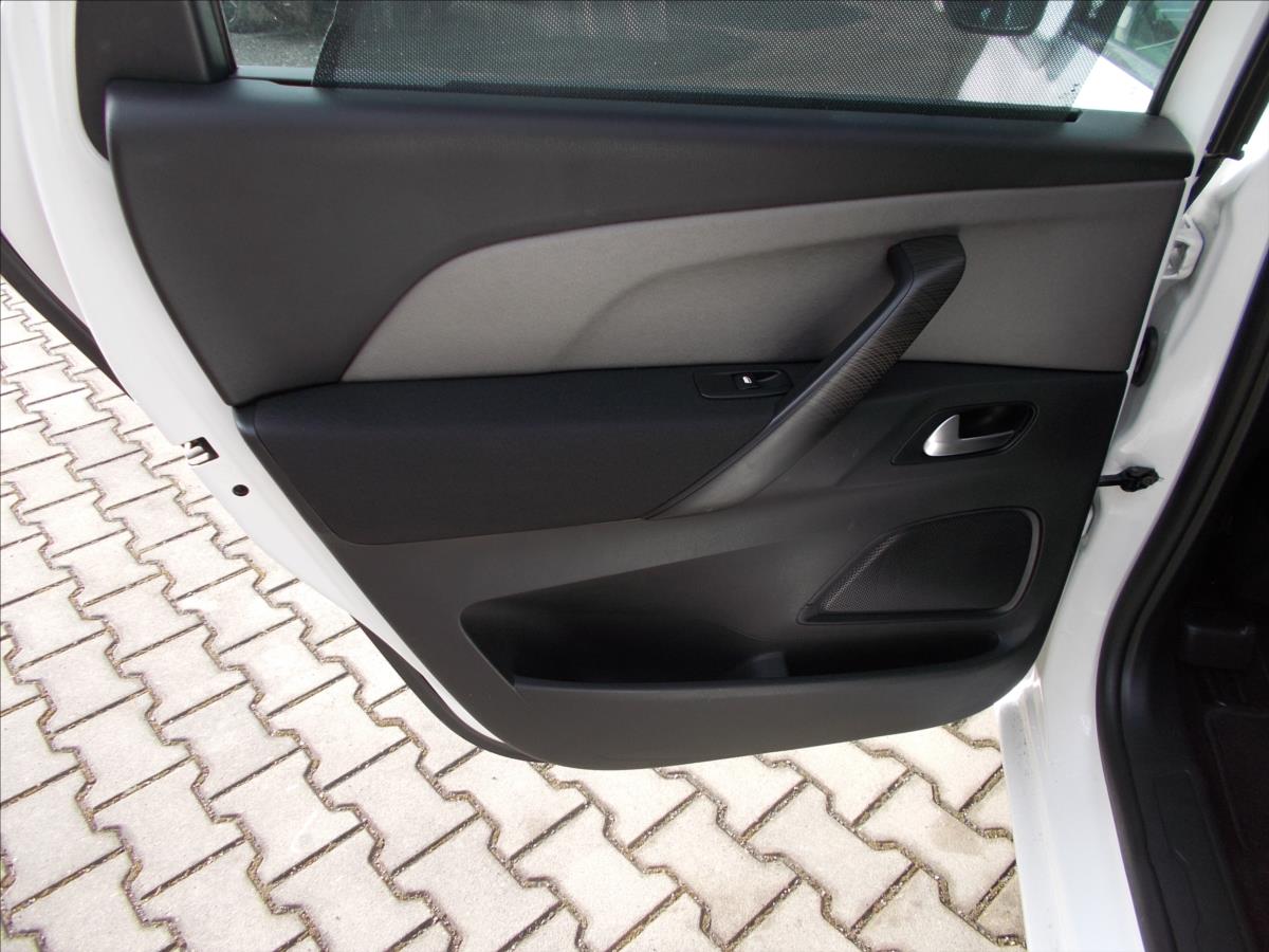 Citroën C4 Picasso 1,6 e-HDi DPH AT 115 Exclusive ČR NOVÁ STK - foto 19