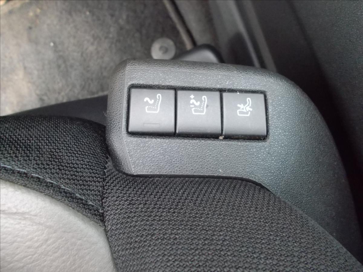 Citroën C4 Picasso 1,6 e-HDi DPH AT 115 Exclusive ČR NOVÁ STK - foto 21