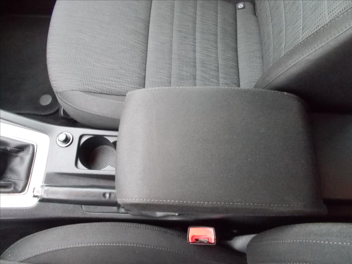 Škoda Octavia 1,4 TSI ČR 2.MAJITEL od R. 2020 NOVÁ STK  III - foto 21