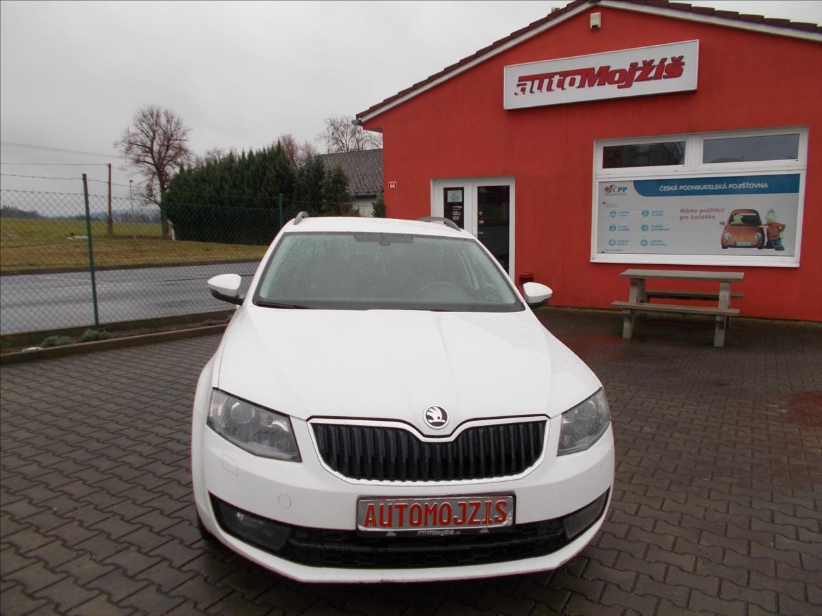 Škoda Octavia 1,4 TSI ČR 2.MAJITEL od R. 2020 NOVÁ STK  III - foto 2