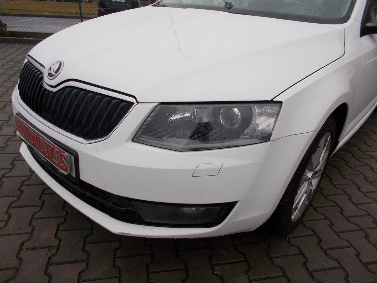 Škoda Octavia 1,4 TSI ČR 2.MAJITEL od R. 2020 NOVÁ STK  III - foto 7