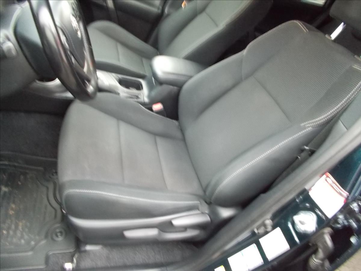 Toyota RAV4 2,5 AT HYBRID ČR 4x4 TZ LED SERVIS POUZE TOYOTA - foto 23