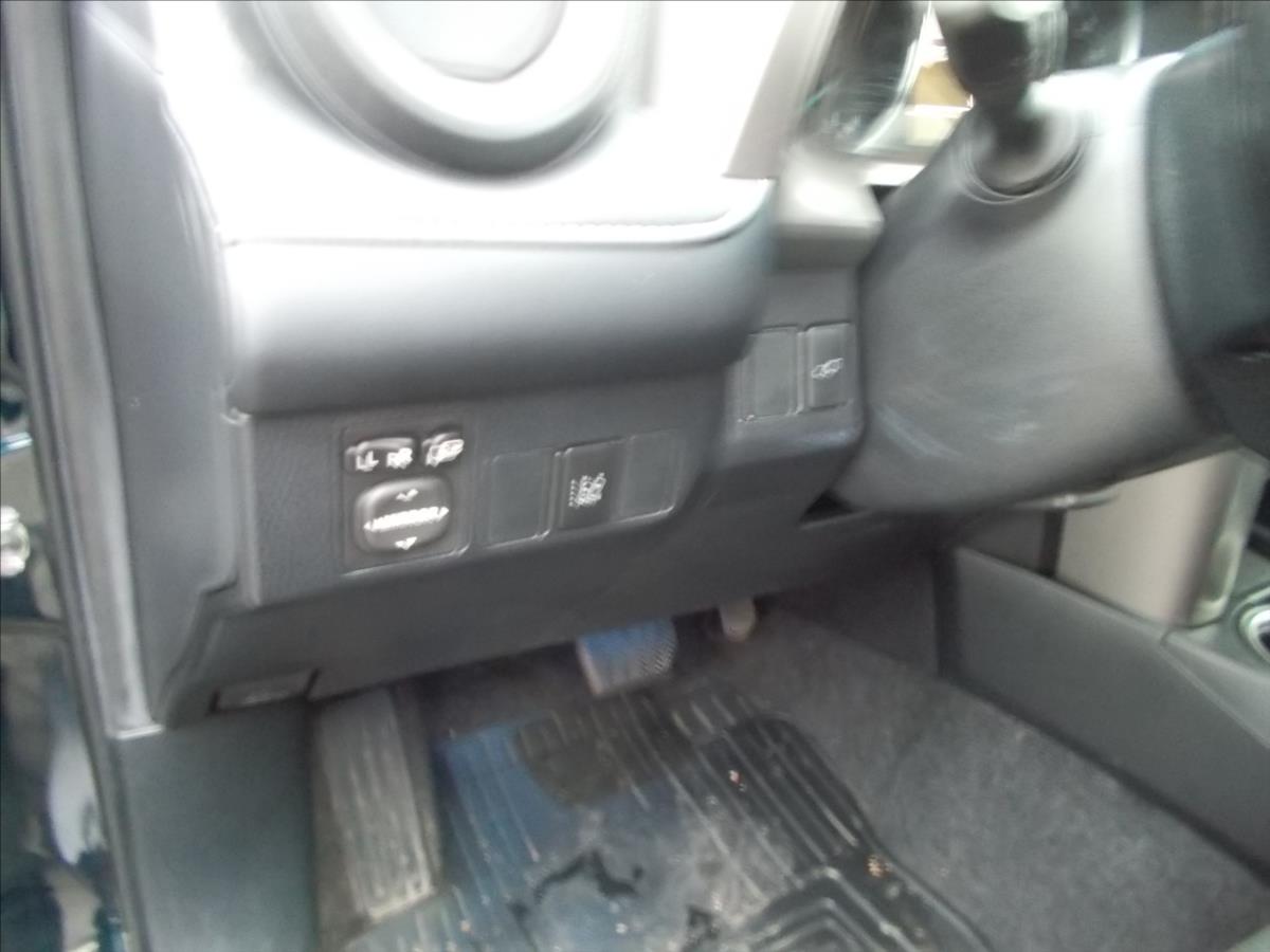 Toyota RAV4 2,5 AT HYBRID ČR 4x4 TZ LED SERVIS POUZE TOYOTA - foto 30